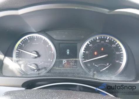 2015 Toyota Highlander Le Plus V6 z USA, uszkodzony, nr VIN 5TDZKRFH9FS117911